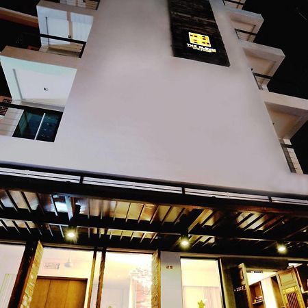 Patong The Album Hotel מראה חיצוני תמונה